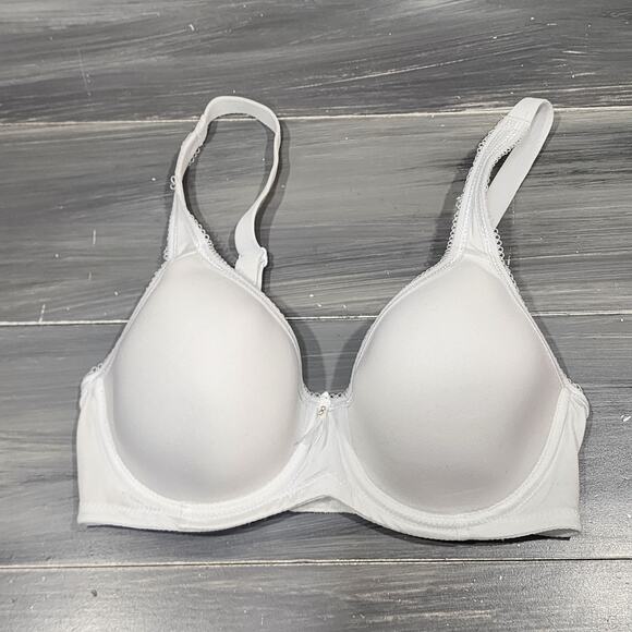 Wacoal T-Shirt Bra 32C Basic Beauty Underwire 853192 White - Picture 1 of 7